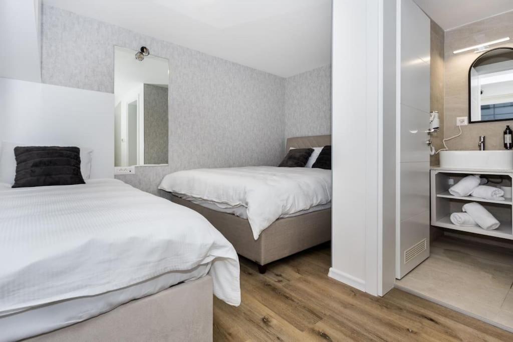 Royal Grey Apartment Sarajevo Ngoại thất bức ảnh